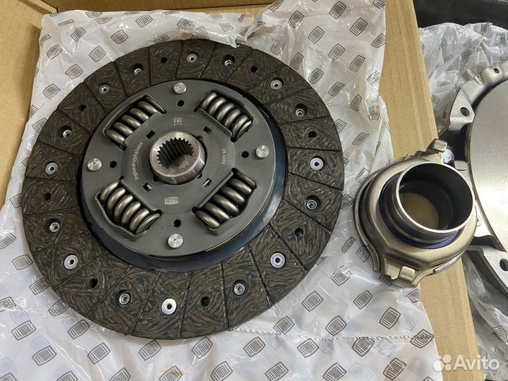 Комплект сцепления Subaru Forester (97) 2.0T 5MT