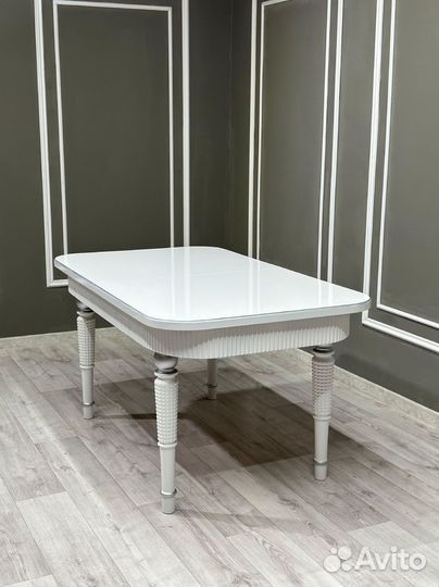 Стол и стулья от производителя. В наличии