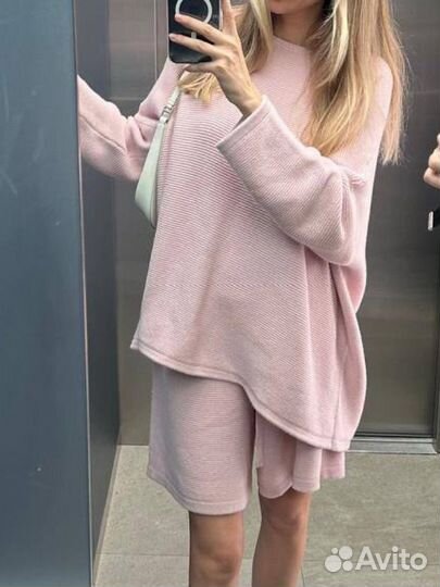 Костюм женский