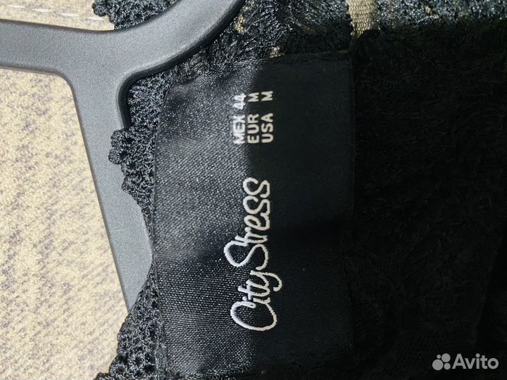 Платье вечернее