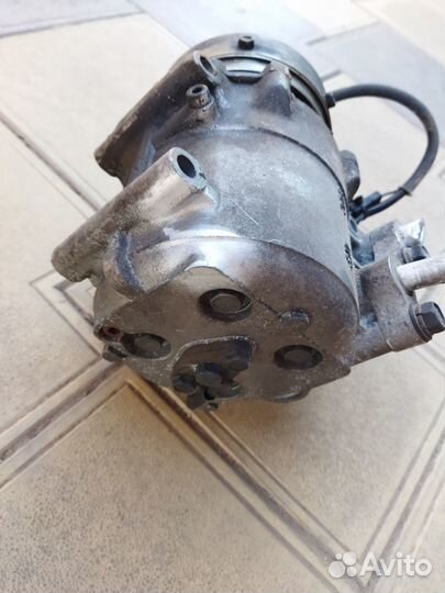 Компрессор кондиционера mitsubishi