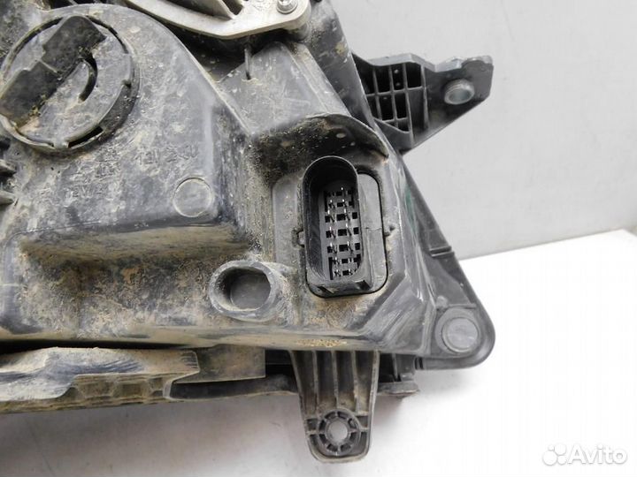 Фара левая Geely Atlas