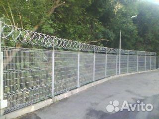 Монтаж колючей проволоки