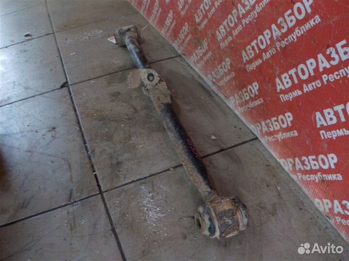 Рычаг нижний задний правый Toyota Rav 4 XA20 1CD