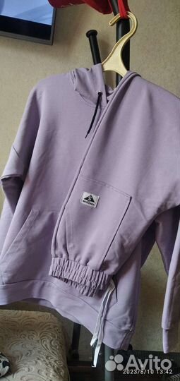 Спортивный костюм женский