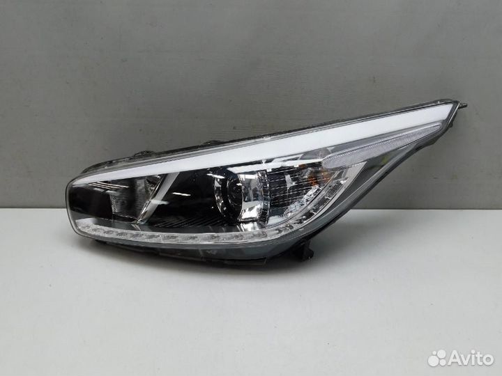 Фара левая Kia Ceed