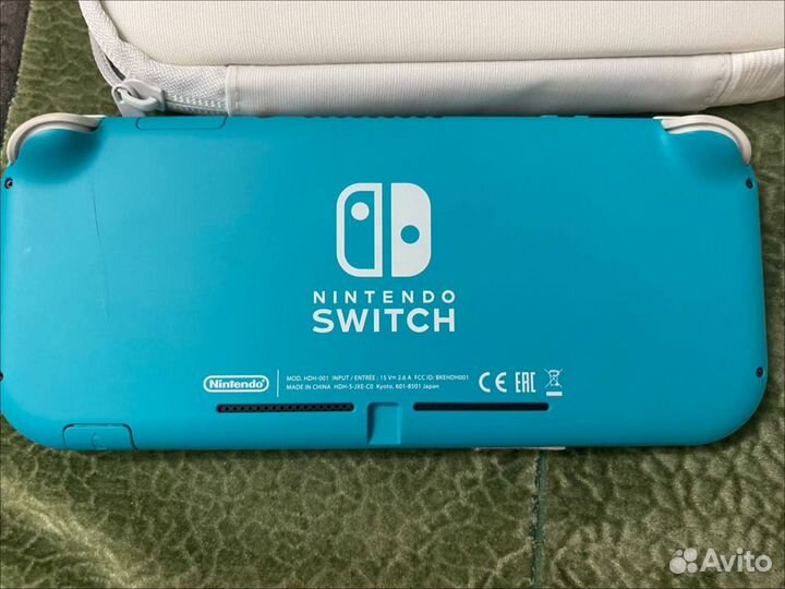 Nintendo switch прошитая с чехлом