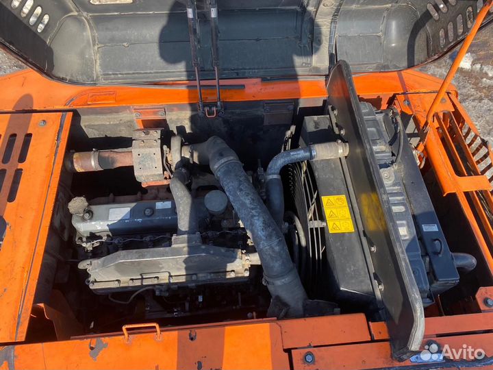 Гусеничный экскаватор DOOSAN SOLAR 225NLC-V, 2011