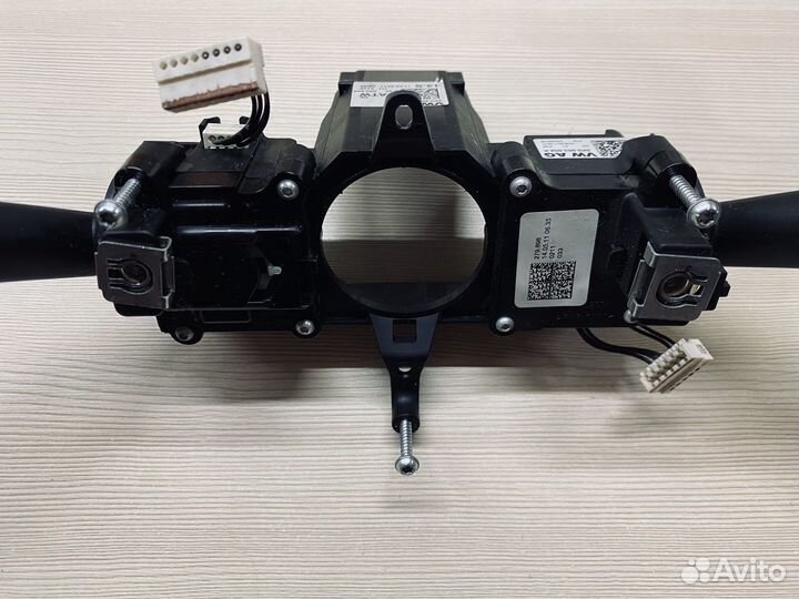 Подрулевой переключатель с нижним кожухом VAG