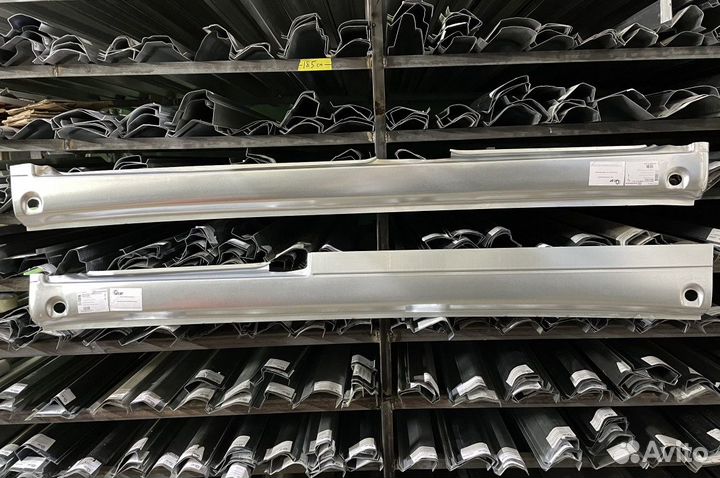 Порог правый Mercedes Vito W638 1995-2003 (Potryku