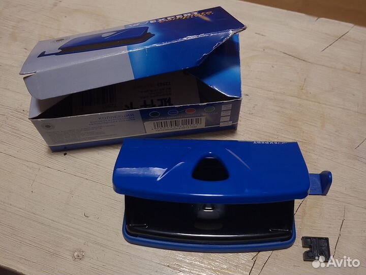 Дырокол на 2 отверстия. Expert Complete