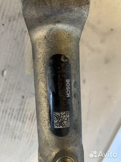 Топливная рампа рейка Jeep Cherokee