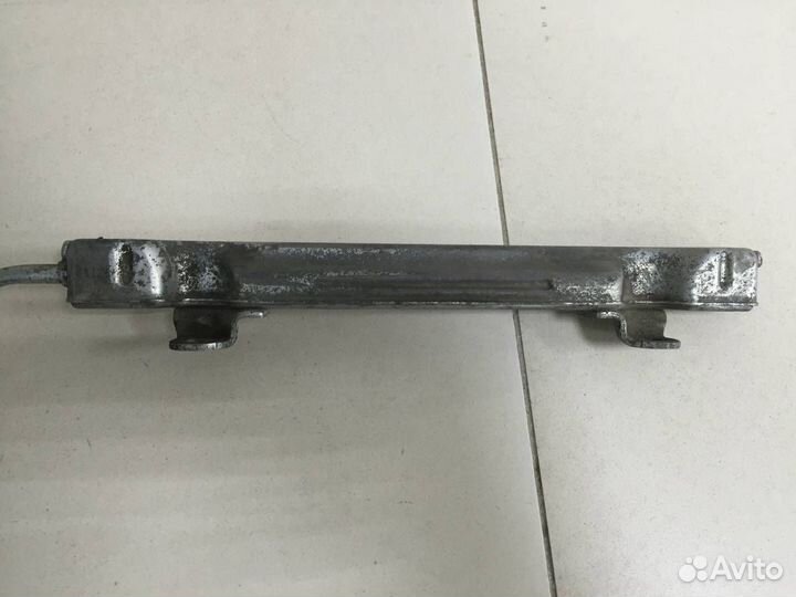 Рейка топливная рампа Toyota Rav 4 A30 2006-2013