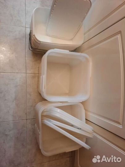 Контейнер пластиковый