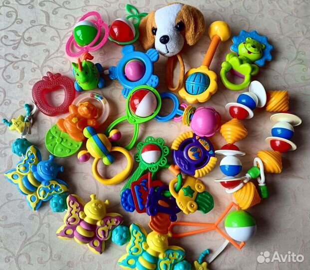 Игрушки для малышей пакетом
