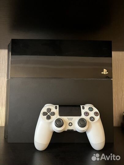 Игровые приставки Sony PlayStation 4