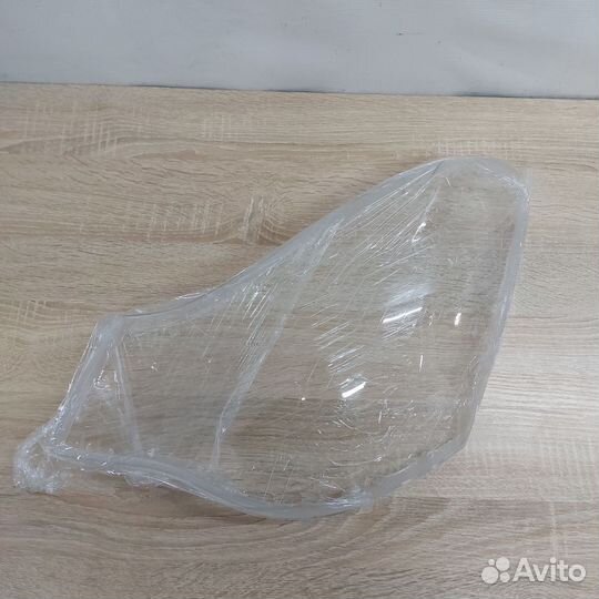 Стекла фар Nissan Almera G15