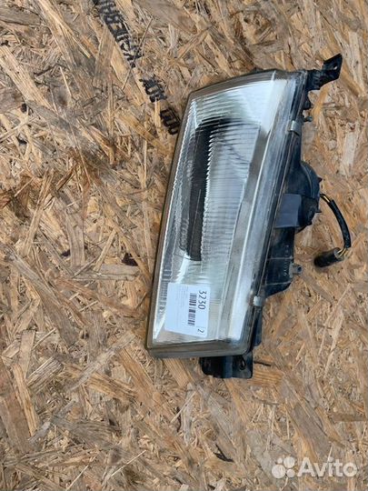 Фара правая Hyundai Poni G4DJ