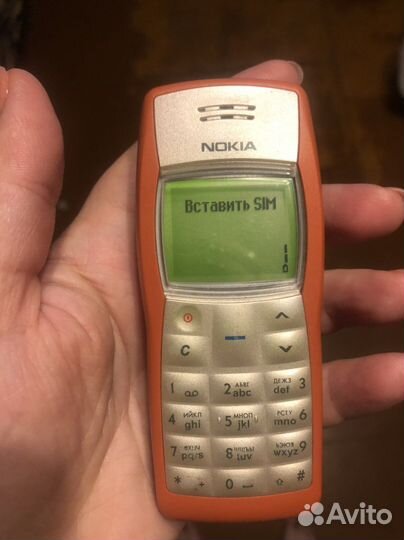 Телефон Nokia 1100