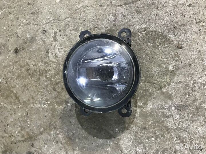 Левая противотуманная фара Geely Emgrand EC7