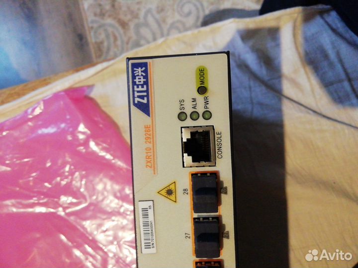 Коммутатор ZTE ZXR10 2928E