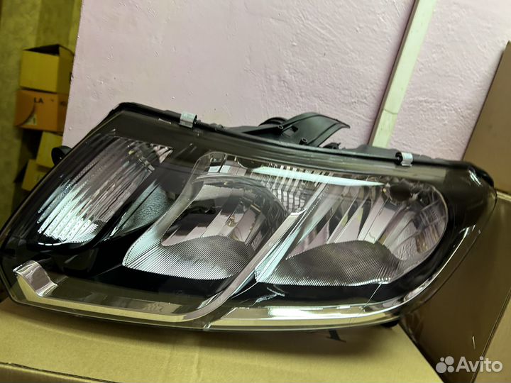 Фара левая правая Рено Логан 2, Сандеро-2