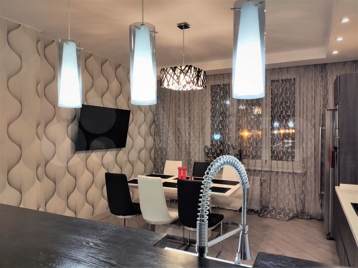 3-к. квартира, 89,5 м², 2/25 эт.