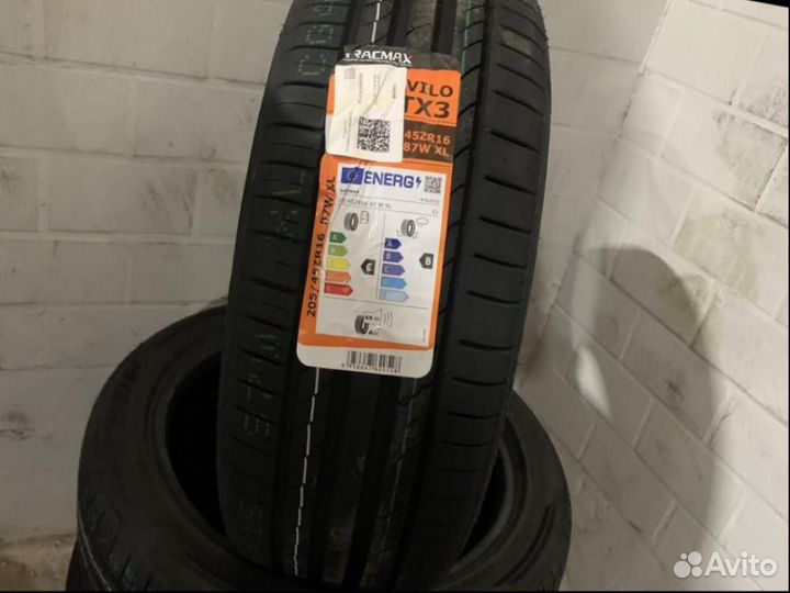 Tracmax X-Privilo TX3 205/45 R16 87W