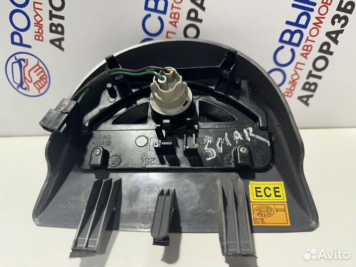 Стоп Сигнал Hyundai Elantra 3 XD