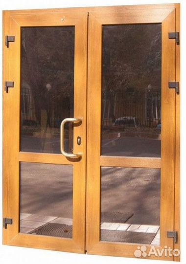 Входная группа. Пластиковые двери