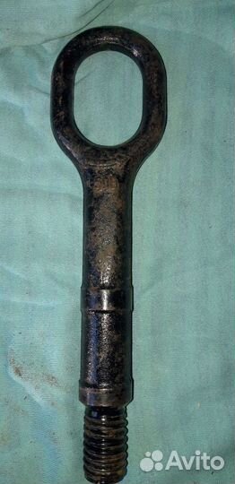 Буксировочный крюк Фольксваген