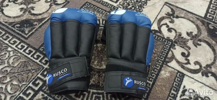 Перчатки для рукопашного боя