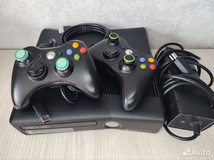 Xbox 360 500Gb 2геймпада 67игр