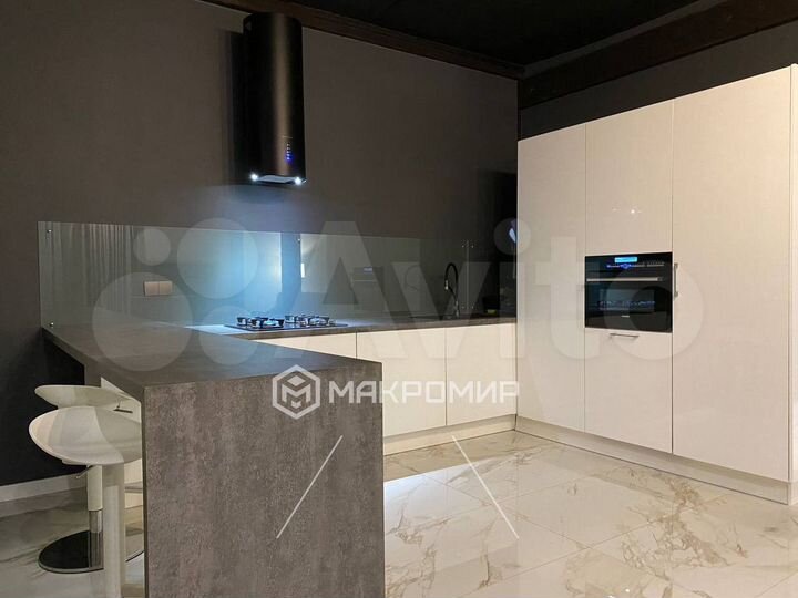 Коттедж 146 м² на участке 10 сот.