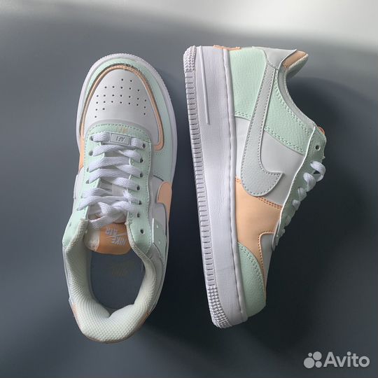 Кроссовки женские Nike Air Force 1