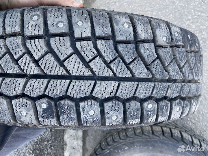 Viatti Brina Nordico V-522 175/65 R14 20R