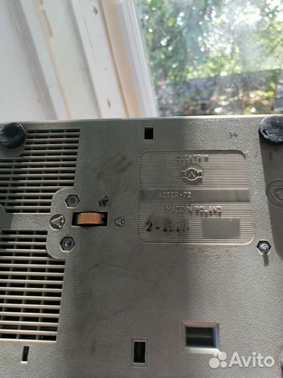 Старинный телефон