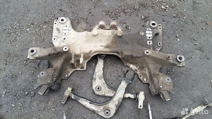 Подрамник Peugeot 407, Citroen C5 2007 2008