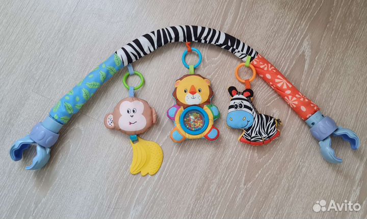 Мобиль на кроватку, коляску, развивающая игрушка