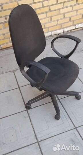 Компьютерное кресло