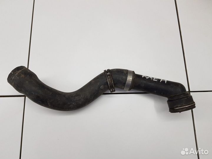 Патрубок радиатора верхний левый (Porsche Cayenne)