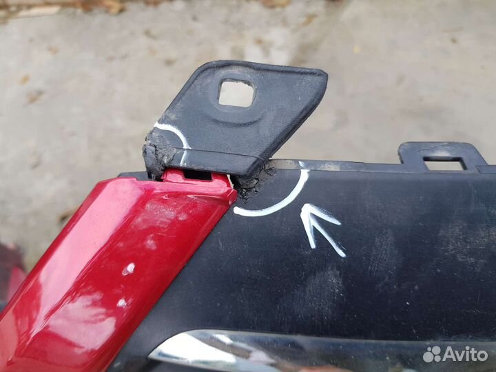 Передний бампер Citroen C4 B7