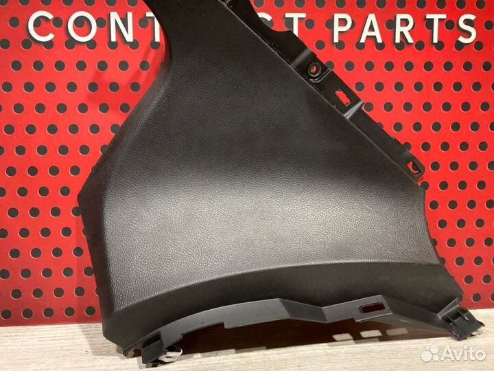 Обшивка салона Jeep Grand Cherokee WK2 2016