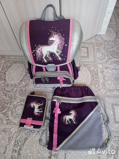 Рюкзак школьный