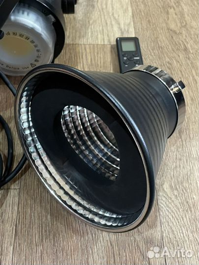 Осветитель светодиодный Godox VL300 с пультом