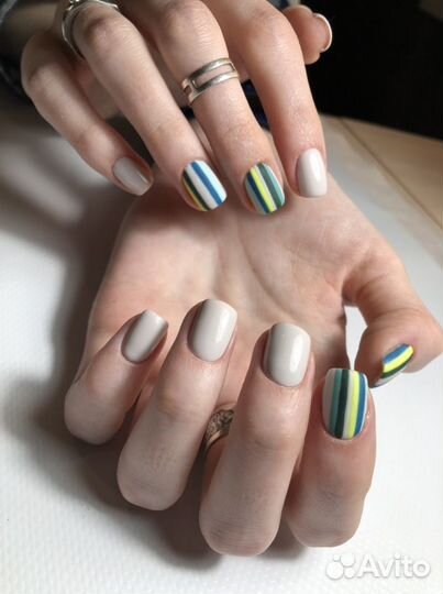 Маникюр с покрытием гель-лаком
