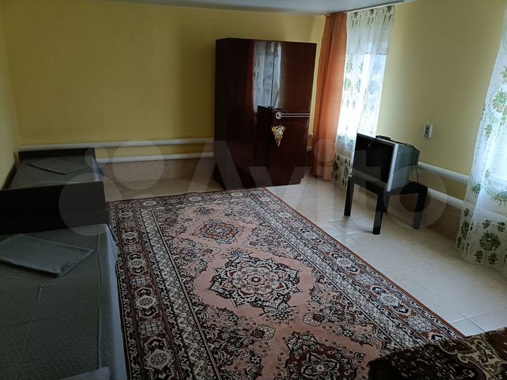 Дом 54 м² на участке 4 сот.