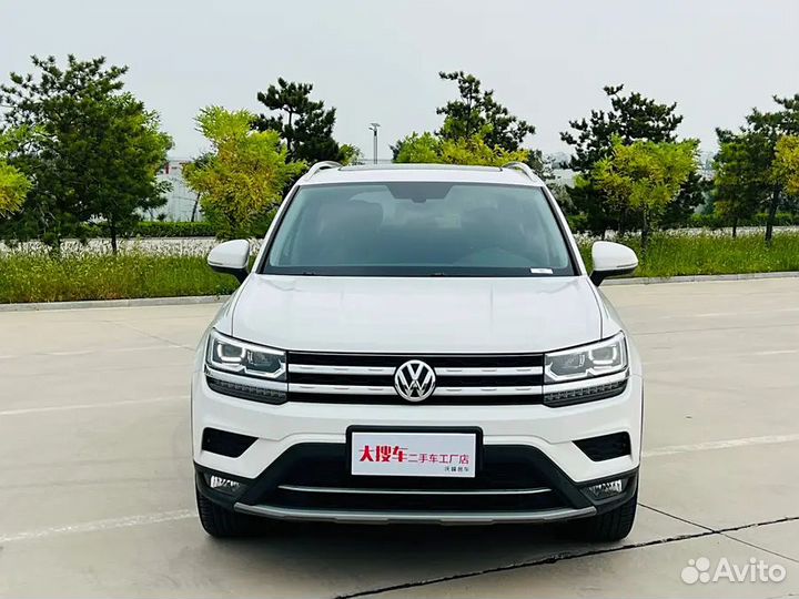 Volkswagen Tiguan 2.0 AMT, 2020, 40 000 км