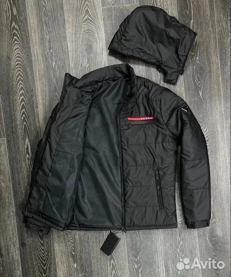 Куртки prada весенние