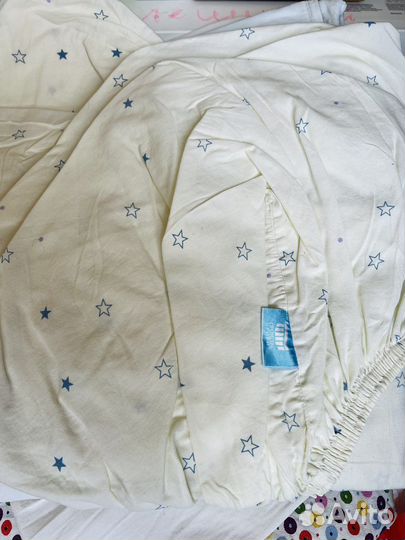 Одеяло и постельное бельё